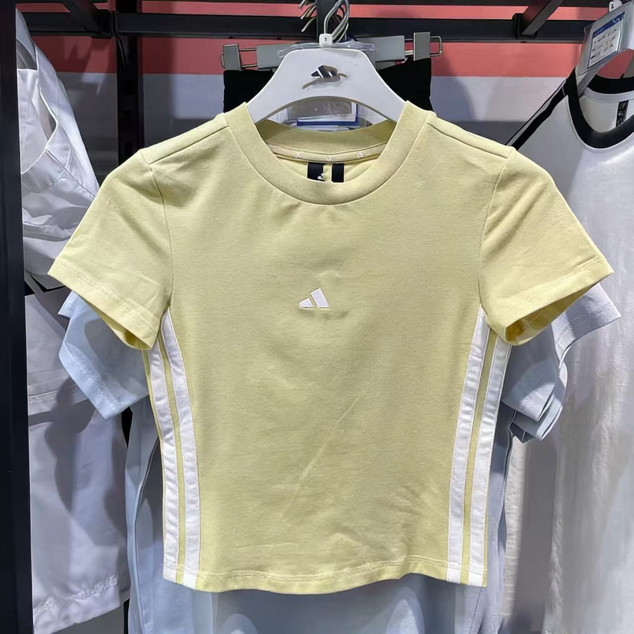 Camiseta Adidas Deportiva Mujer Tres Tiras Verano
