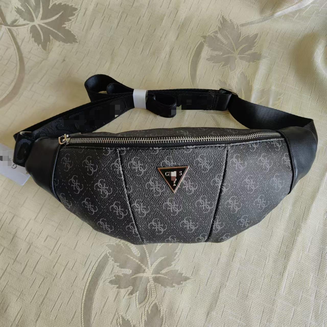 New Guesser Foreign Trade 2025 Nuevo bolso bandolero europeo y americano para hombre con cremallera triangular estampado Bolso de hombro de moda Bolso de hombre