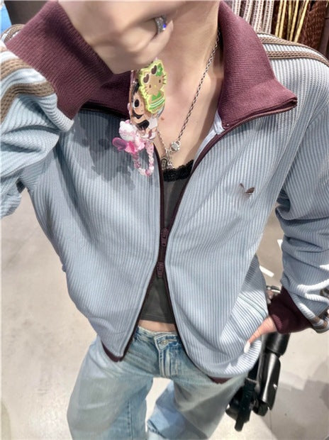 Women's Embroidered Cardigan A | High Neck and Three Stripes