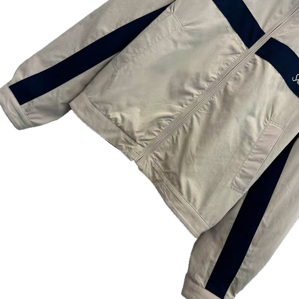 SL-Reißverschlussjacke | Schulterpolster und Schriftzug