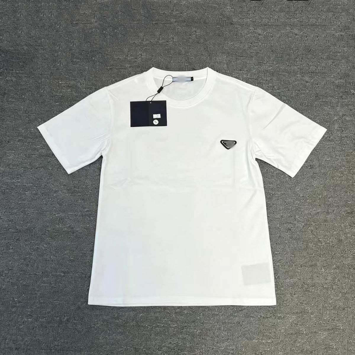 Camiseta PRA | Cuello Redondo Bordado