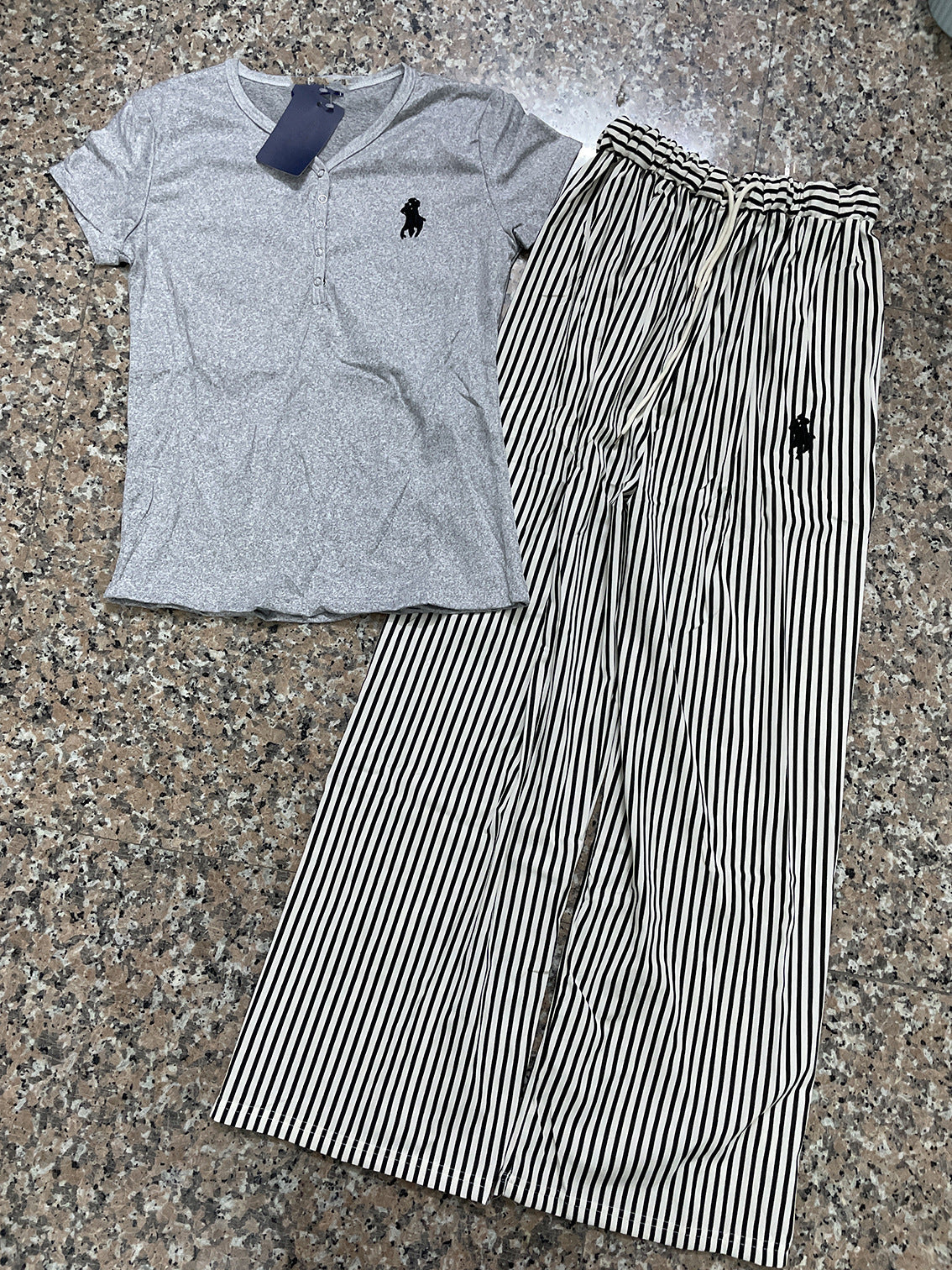 Conjunto casual transfronterizo para mujer, camiseta de manga corta de poni con diseño de verano, pantalones anchos de pierna ancha a rayas anchas y conjunto de dos piezas