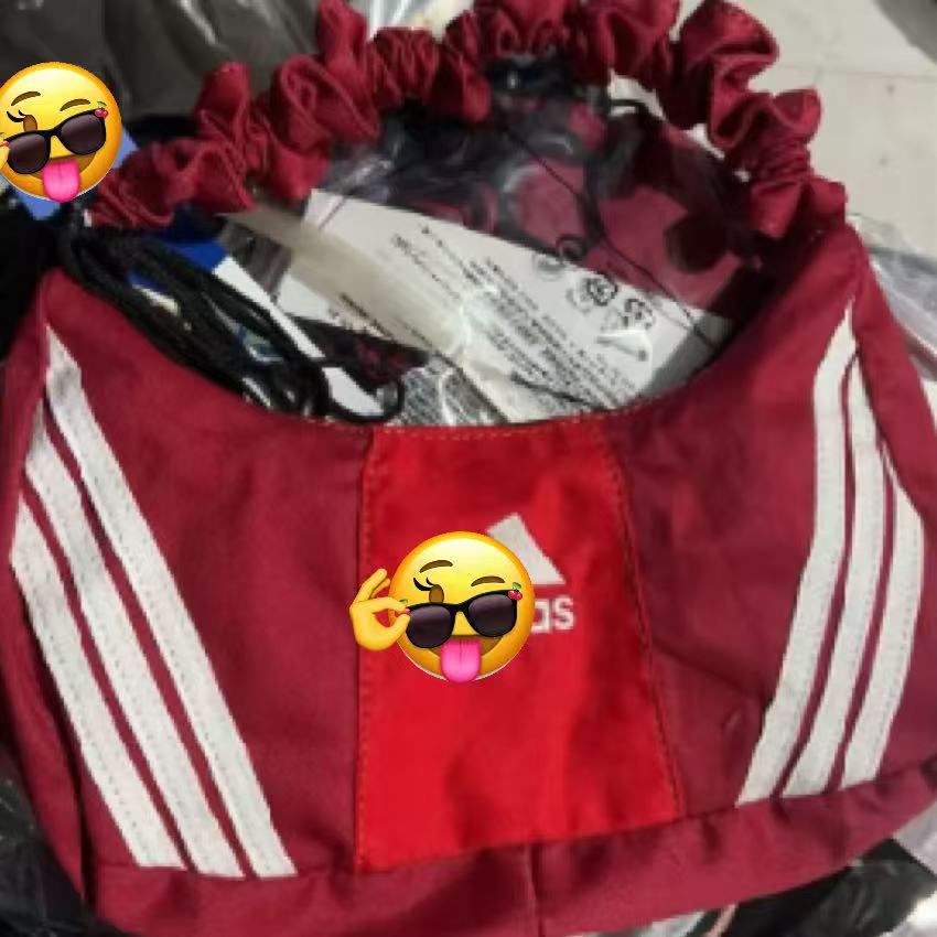 Bolso Adidas Clover de lona plisada para mujer, bolso nube de un solo hombro con bloques de colores de moda 2026