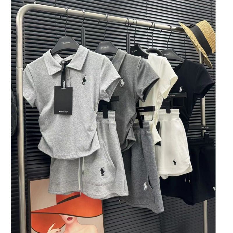 Vestido de manga corta con cuello polo bordado en poni para mujer, superventas de dopamina de verano, conjunto deportivo casual versátil de dos piezas
