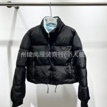 PD22ss giacca a vento con collo alto e logo a triangolo autunno/inverno, giubbotto imbottito in cotone caldo alla moda da donna
