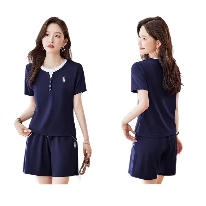 Nuevo conjunto de pantalones cortos deportivos casuales de manga corta de manga corta para verano, conjunto de dos piezas suelto y de moda de talla grande para mujeres