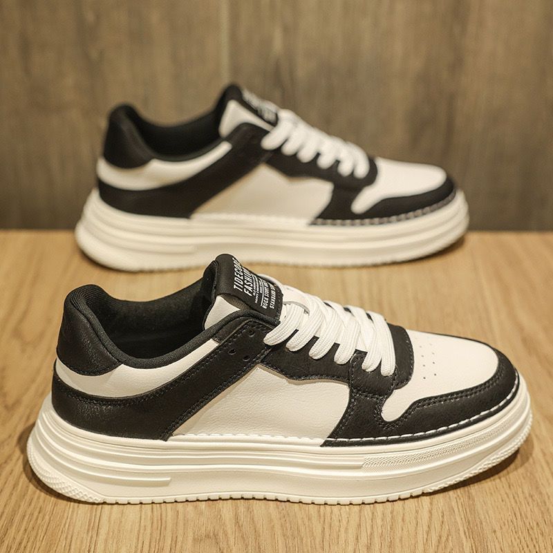 Zapatos Little White para hombre 2024 Nuevos zapatos transpirables de verano Marca de moda Calzado casual de cuero versátil Zapatos blancos de hombre Zapatillas deportivas