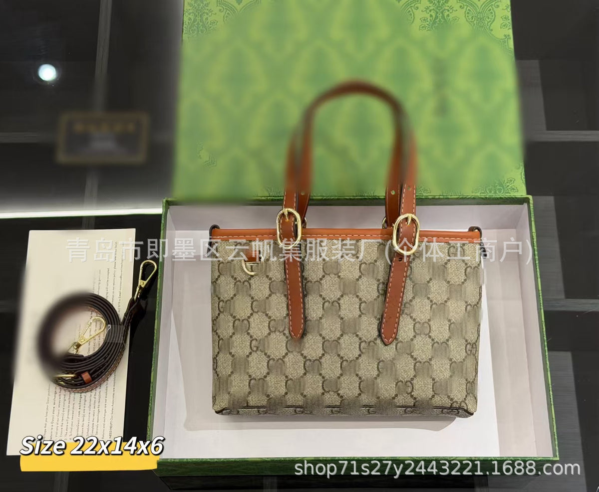 Borsa a tracolla GUCCI | Catena e monogramma | Con scatola