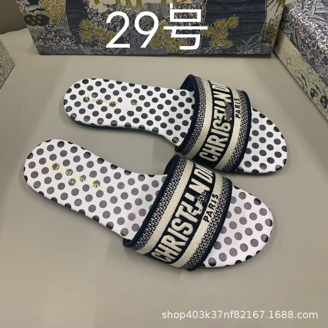 Zapatillas de alta calidad marca D, tallas 1-48, bordados jacquard, zapatillas planas clásicas casuales de playa para mujer