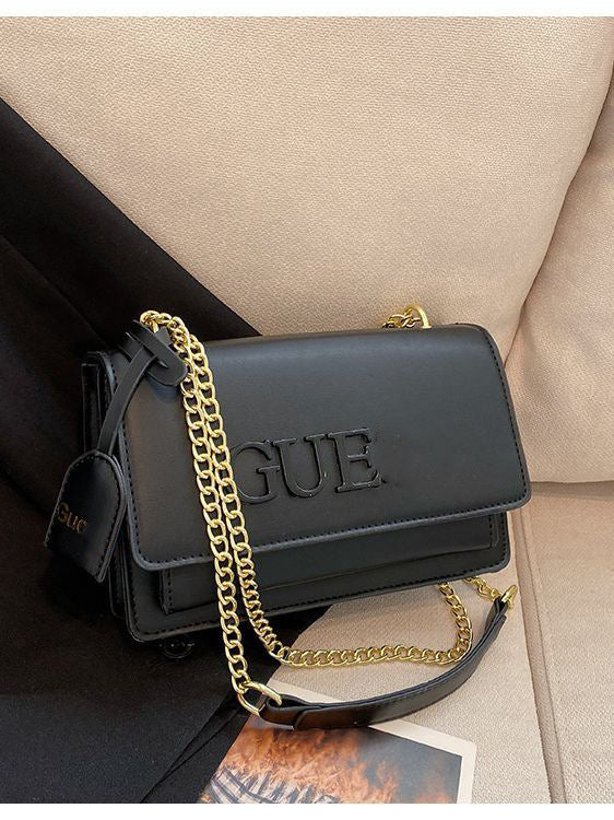 Litera de cadena texturizada de estilo extranjero 2023, solapa de cadena de verano premium, gran capacidad, de gran capacidad, un solo hombro, un solo hombro, un nuevo bolso versátil de moda para mujer