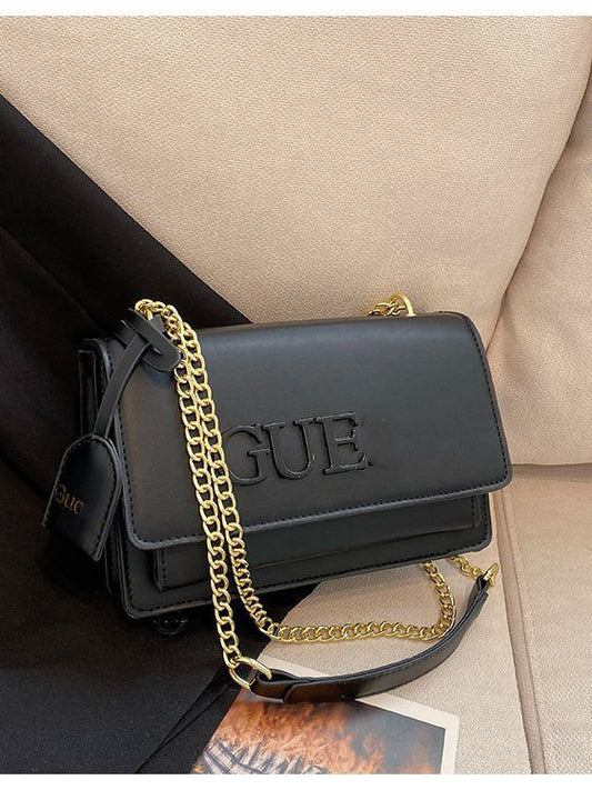 Litera de cadena texturizada de estilo extranjero 2023, solapa de cadena de verano premium, gran capacidad, de gran capacidad, un solo hombro, un solo hombro, un nuevo bolso versátil de moda para mujer