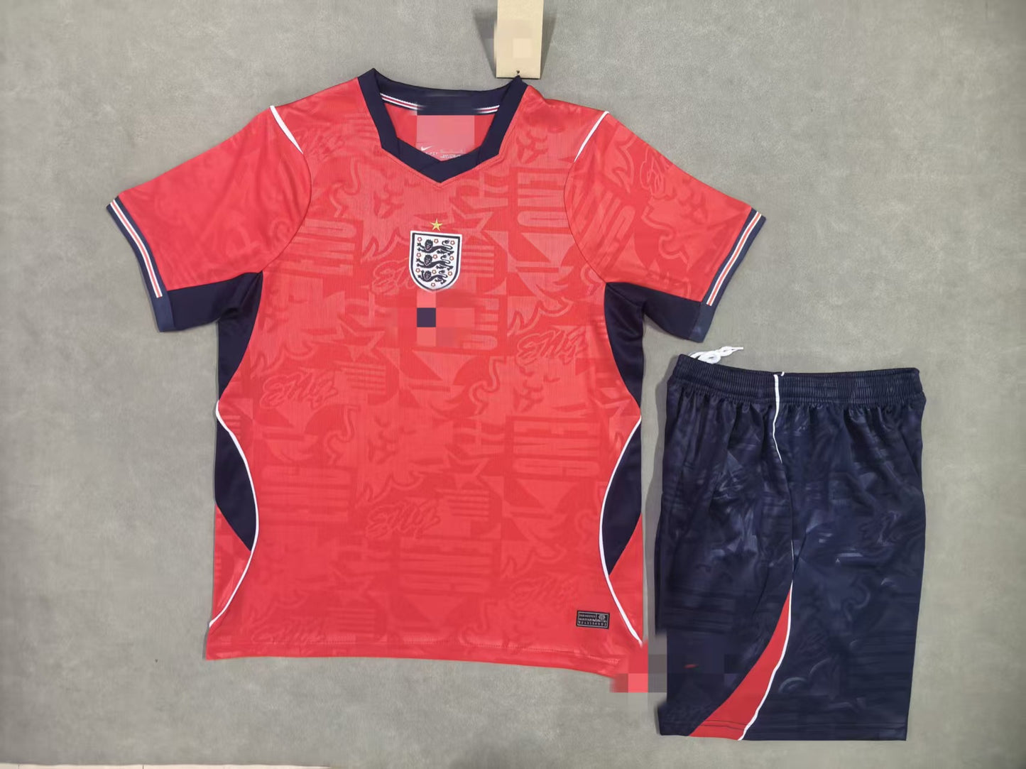26 juegos de 26 aficionados para las equipaciones de fútbol de la Copa del Mundo de EE.UU., Canadá y México para Brasil, España, Portugal y Croacia