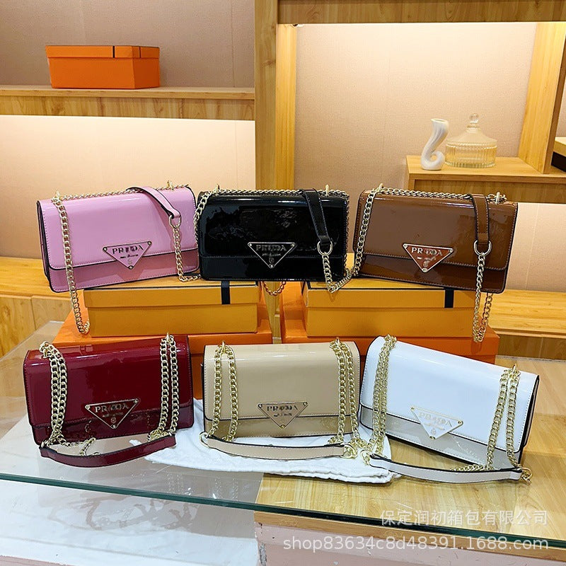 Nuevo bolso cruzado de charol estilo Chanel para mujer, con estilo Chanel, bolso cruzado de un solo hombro con cadena de desplazamientos y portátil de un solo hombro