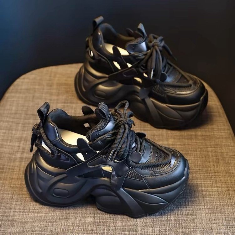 Zapatos de papá para mujer primavera y otoño 2024 zapatos sencillos nuevos, zapatos populares de verano, zapatillas versátiles fritas para la calle, zapatos de mujer