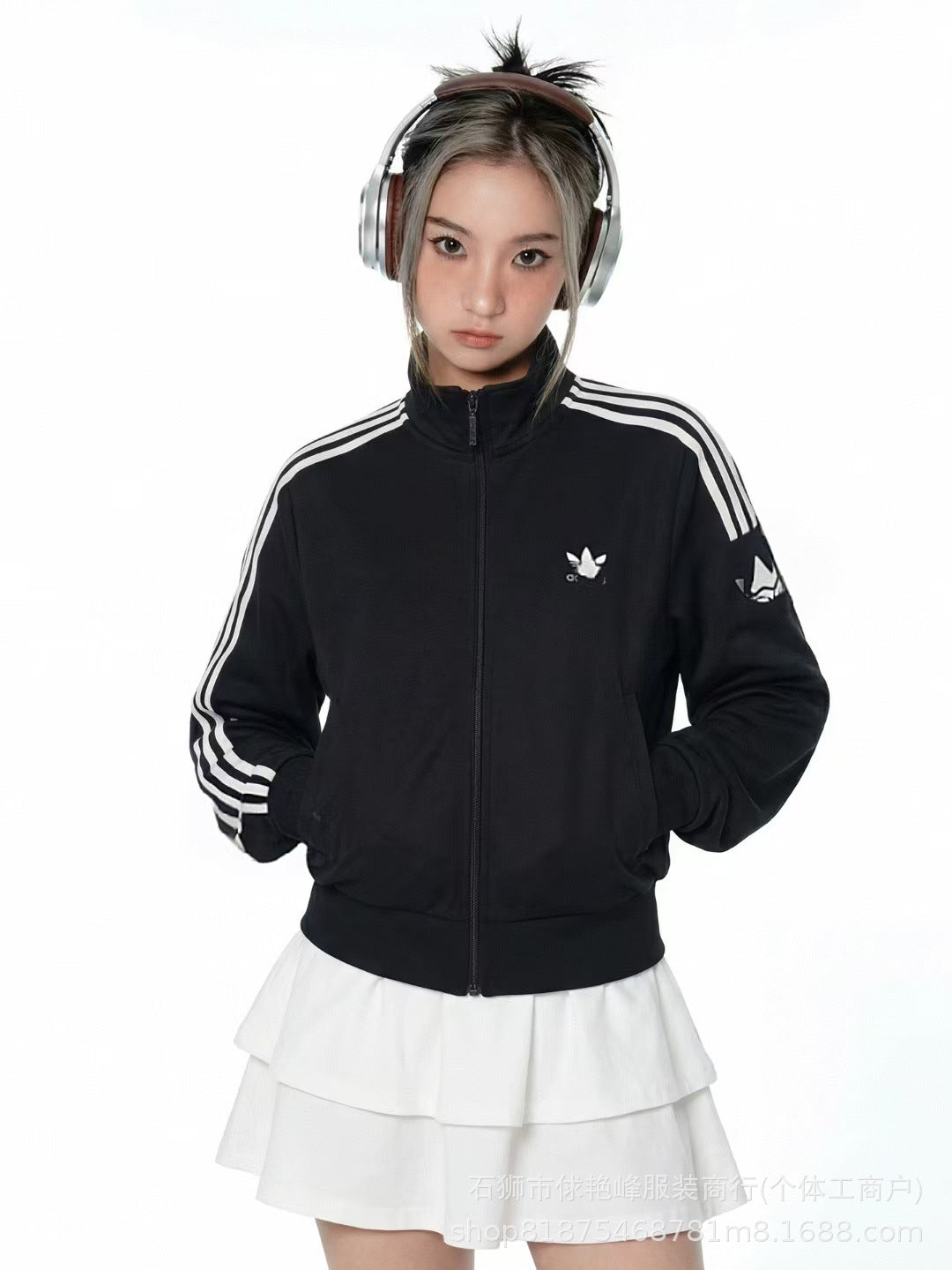 Giacca sportiva AD donna | Collo alto e stile vintage