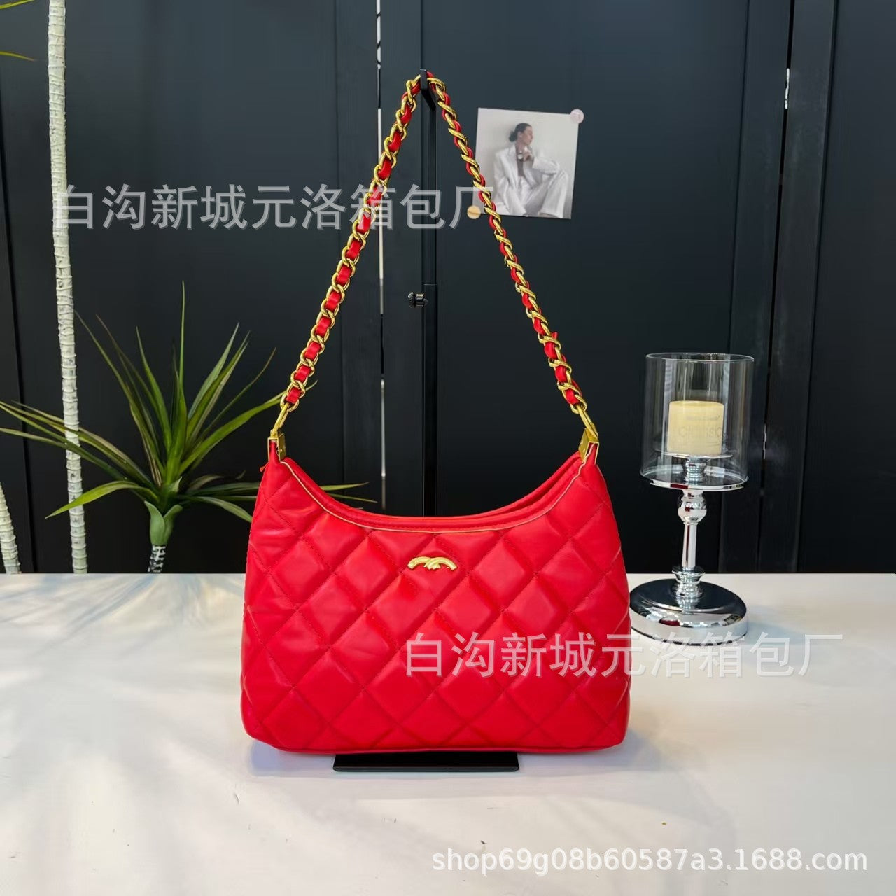 Bolso vintage de diamante con cadena para mujer, nuevo bolso de moda de moda 2026, bolso de un solo hombro de textura nicho para mujer