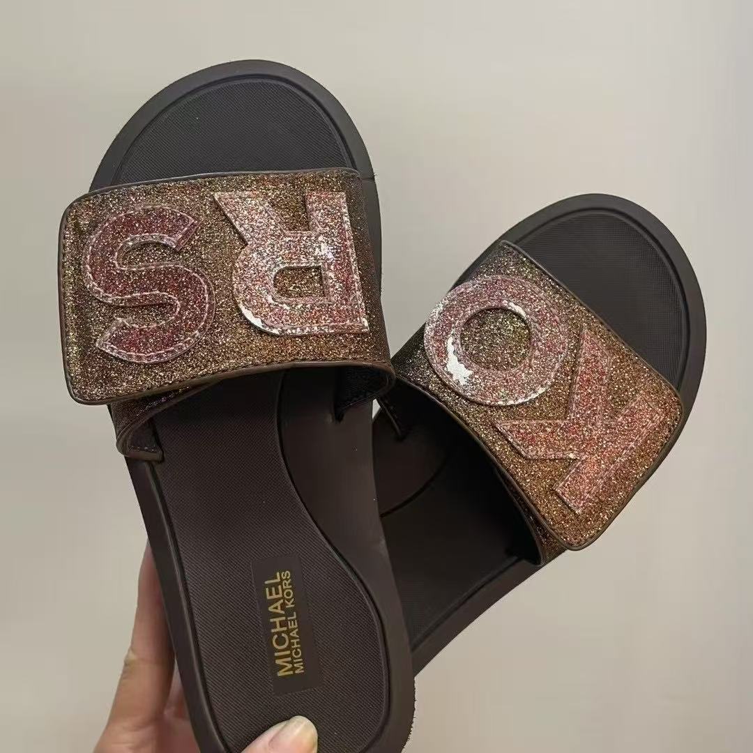 Women's Thick Sole Beach Sandals | Non-Slip Height 2026