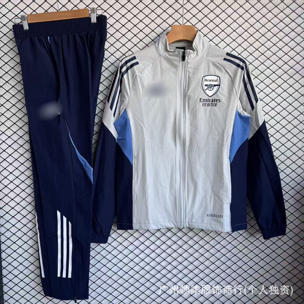 Nuevo equipamiento de fútbol, conjunto de chaquetas impermeables impermeables y de moda del Arsenal para entrenamiento español