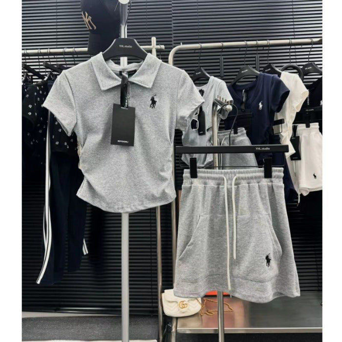 Vestido de manga corta con cuello polo bordado en poni para mujer, superventas de dopamina de verano, conjunto deportivo casual versátil de dos piezas