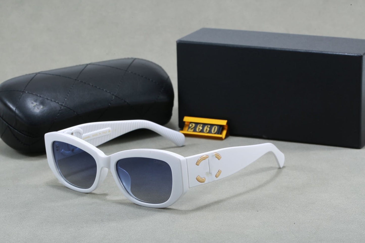 Gafas de sol doble C con el logo Xiaoxiang para mujeres, superventas de celebridades de internet Xiaohongshu, gafas de sol para hombre, transmisión en directo de ventas calientes 2660
