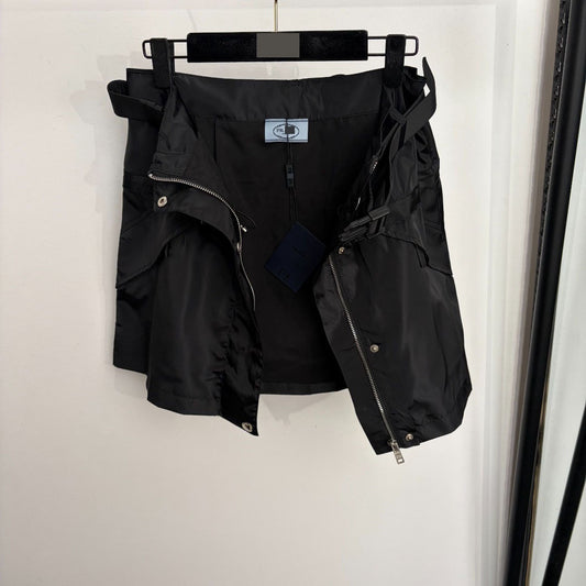 Black Fitted Skirt PRA | Buckle Belt