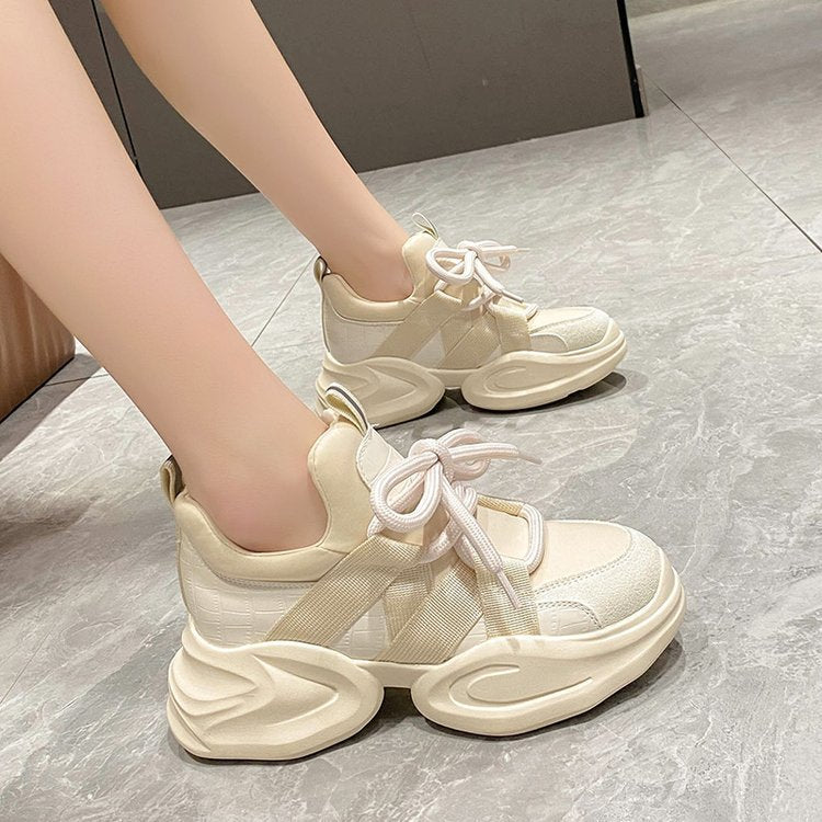 Zapatos de papá para mujer 2025 nueva plataforma de magdalenas de primavera con mayor altura dentro de zapatos de mujer, zapatillas informales y zapatos blancos