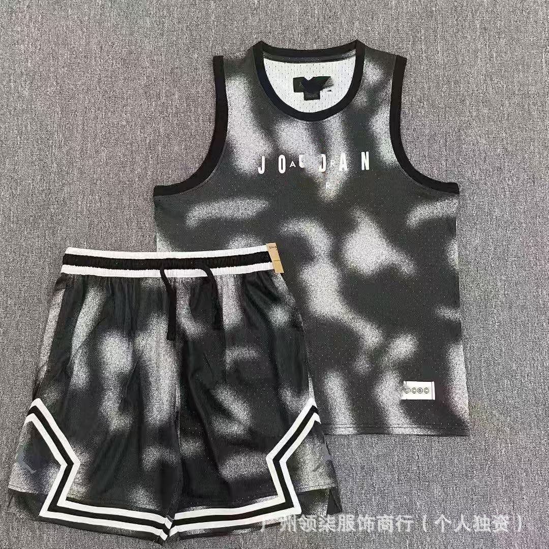 Nuevo chaleco deportivo de baloncesto Flying Man con pantalones cortos, chaleco deportivo casual de correr de secado rápido, transpirable y holgado