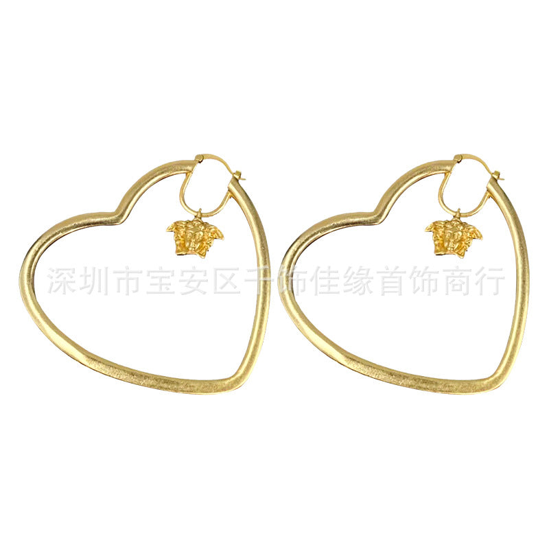Colección de pendientes Man Family Medusa: pendientes de perla incrustados con diamantes, estilo personalizado extravagante, pendientes ligeros y lujosos