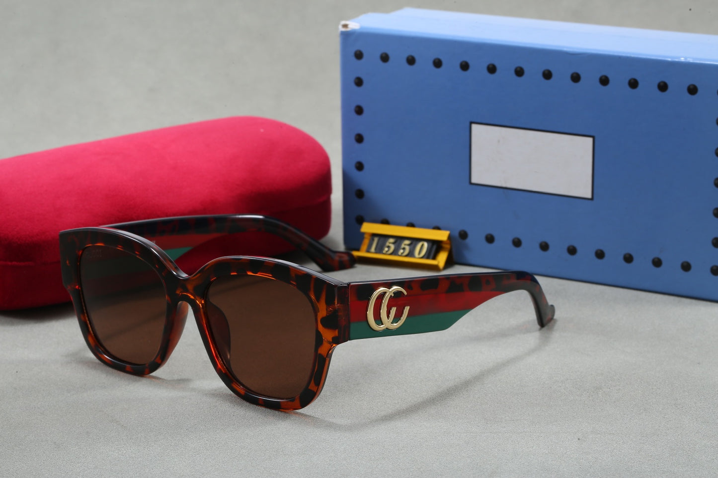 25. Gafas de sol de montura redonda Xiaohongshu para mujer, paneles elegantes de INS europeas y americanas, gafas personalizadas de estilo unisex de moda