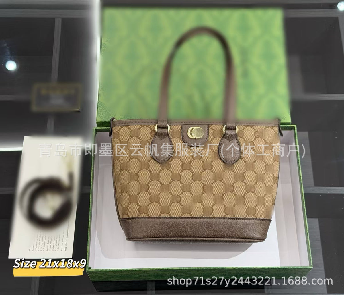 Borsa a tracolla GUCCI | Catena e monogramma | Con scatola