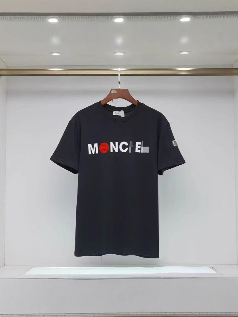 Camiseta MONC Unisex | Manga Corta Y Estampado