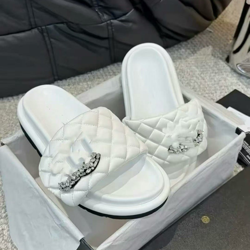 Zapatillas acolchadas con botones de diamante para mujer, sandalias casuales de manga cruzada de punta redonda primavera/verano de suela gruesa, versátiles antideslizantes y cómodas para los pies