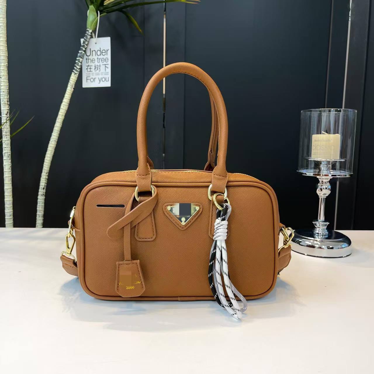 Nuevo bolso de vaca clásico anti-grano de moda de la marca P transfronterizo, bolso multifuncional de gran capacidad, bolso de un solo hombro