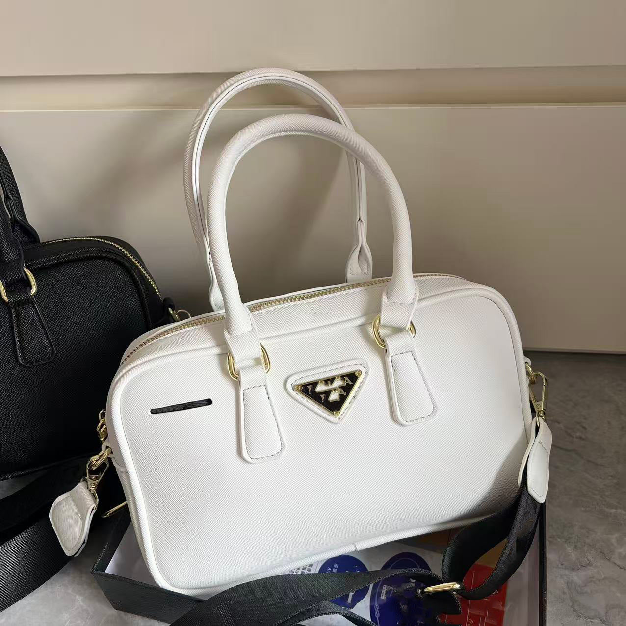 Nuevo bolso de vaca clásico anti-grano de moda de la marca P transfronterizo, bolso multifuncional de gran capacidad, bolso de un solo hombro