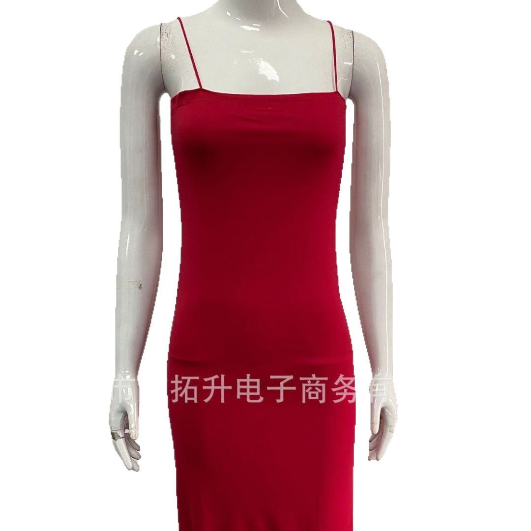 Encuentra ropa femenina europea y americana sexy, tirante, temperamento y falda larga, vestido ajustado para mujeres al por mayor,