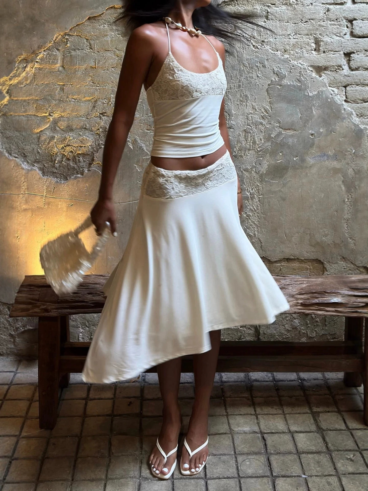Completo informale da donna in pizzo e gonna midi | Moda europea 2026