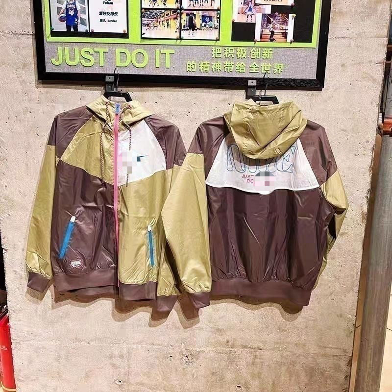Dünner Trenchcoat mit Kapuze N | Frühling Sommer