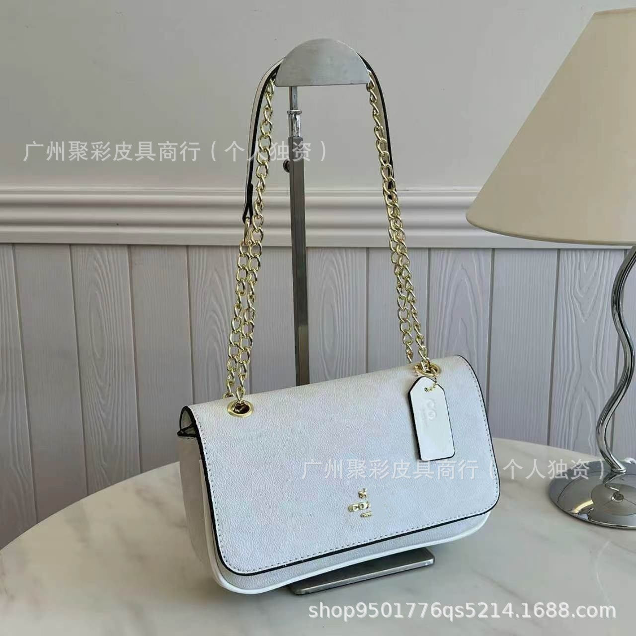 Bolso Coach Cuadrado Pequeño  | LuxuryMarkt