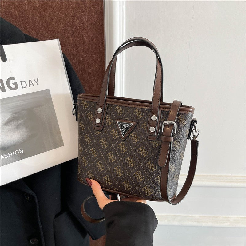 Comercio exterior, nueva moda de bolso pequeño de tres bolsos pequeños de tres bolsos para suegras y bolso sencillo de mujer con estampado de un hombro, bolso cruzado