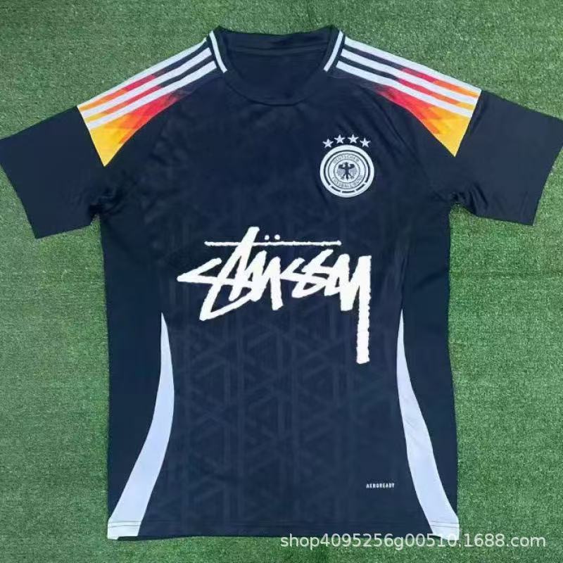 Venta al por mayor transfronteriza para Países Bajos, Alemania, Francia, Italia, Flamengo, Italia, envío gratuito para una camiseta de fútbol