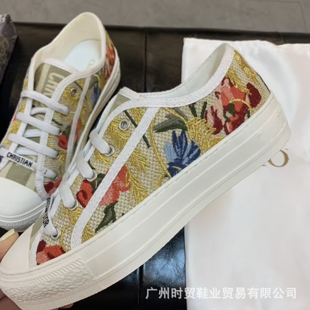 Zapatos de lona con bordado con letras, zapatos casuales versátiles con cordones de mujer con plataforma de relieve para el día a día