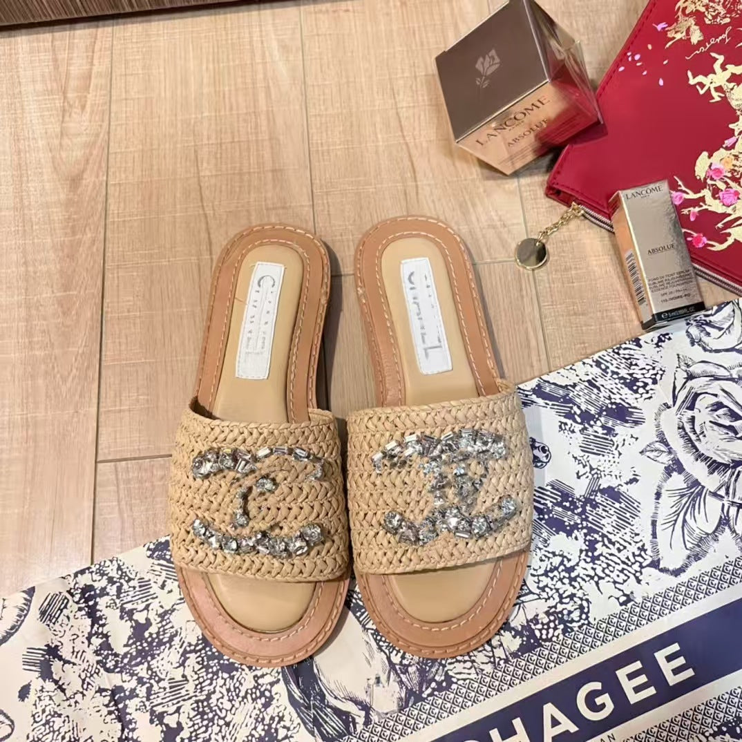 Chanel estilo Little Chanel estilo Double C Heavy Industry de alta calidad para mujer, sandalias planas elegantes y versátiles para ropa exterior