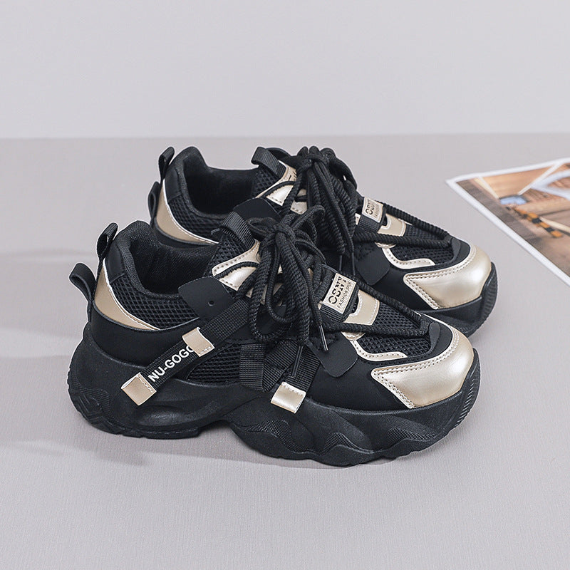 en la versión coreana de las nuevas zapatillas de padre zapatillas de otoño 2025 para mujer, zapatillas de estudiante, zapatillas casuales para correr que elevan la plataforma
