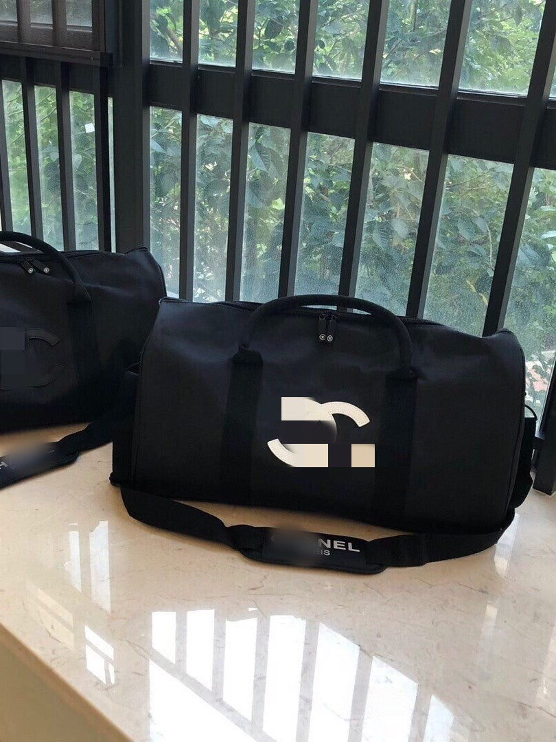 CH Sports Travel Bag | Nylon and Large Capacity