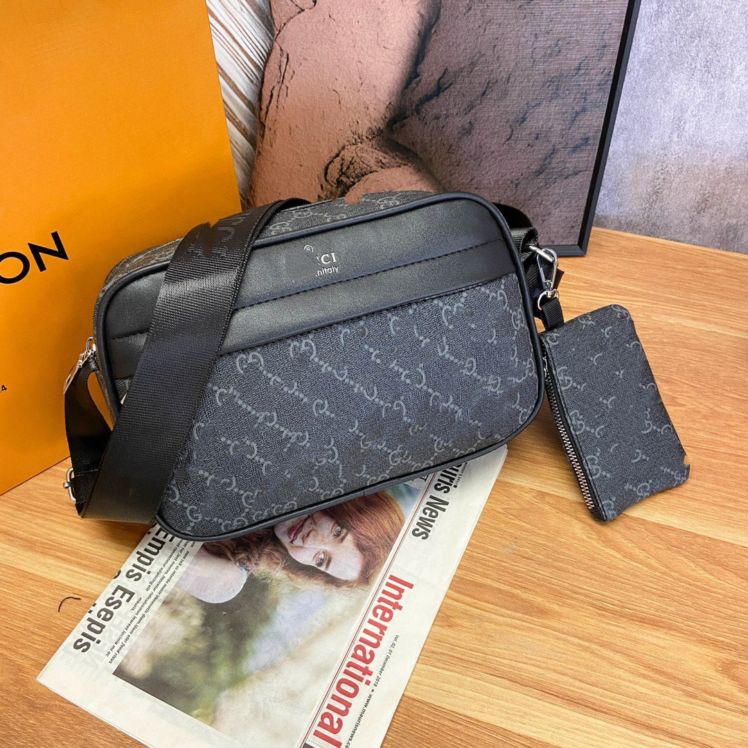 Bolso cruzado estampado de marca de moda para hombres, tira ancha para el hombro, bolso casual madre e hijo de un solo hombro, bolso cuadrado pequeño multifuncional para trabajo y desplazamientos