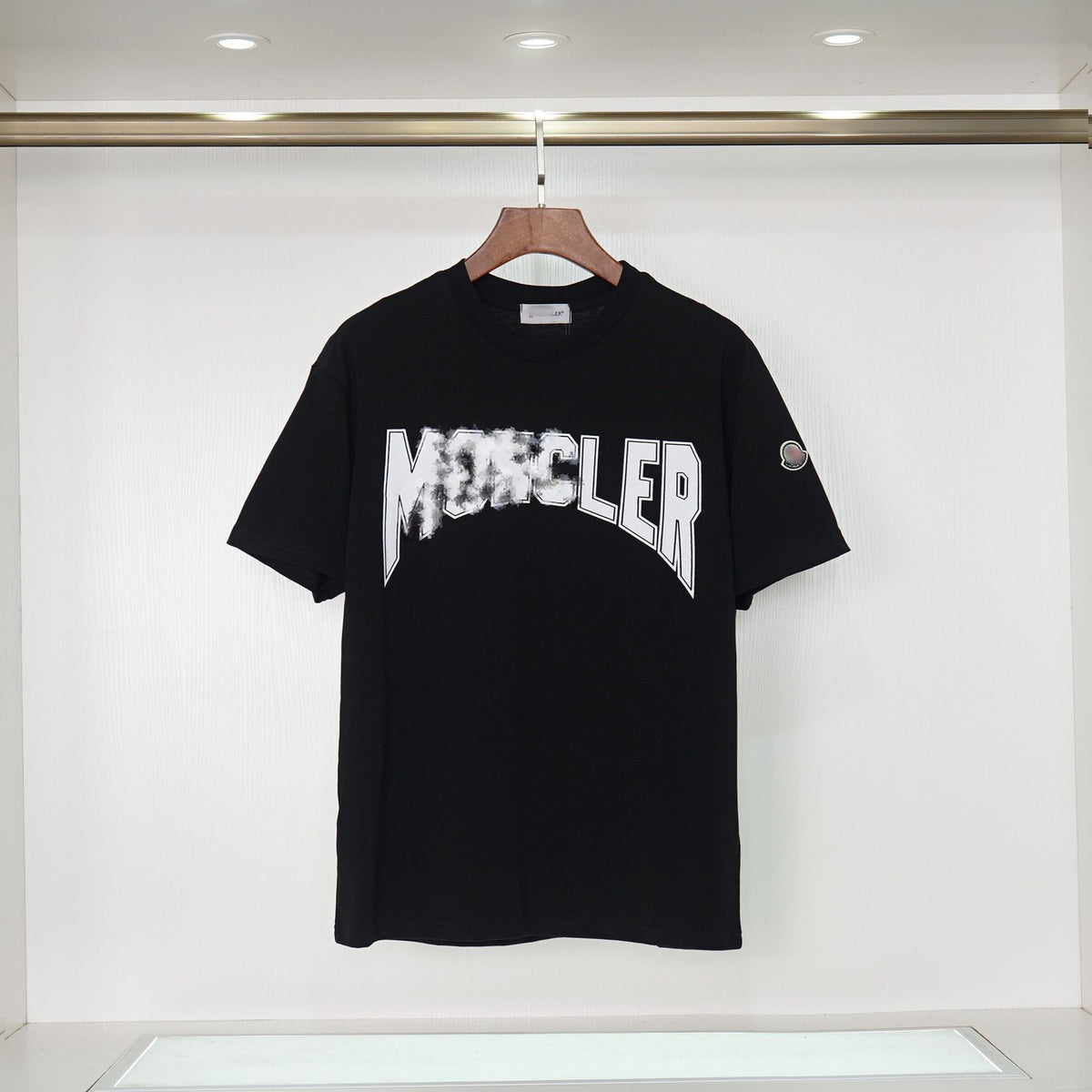 Camiseta Bordada Hombre MON | Cuello Redondo
