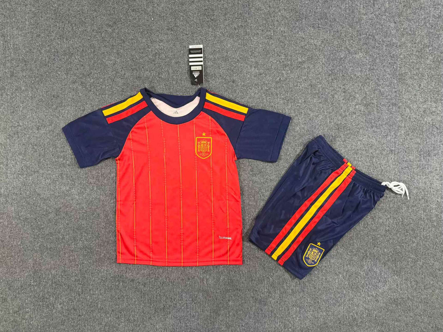 Set de camisetas de fútbol infantil de la Copa del Mundo 2627 para Brasil, Portugal, Italia, Alemania y Japón Conjunto al por mayor y personalizado