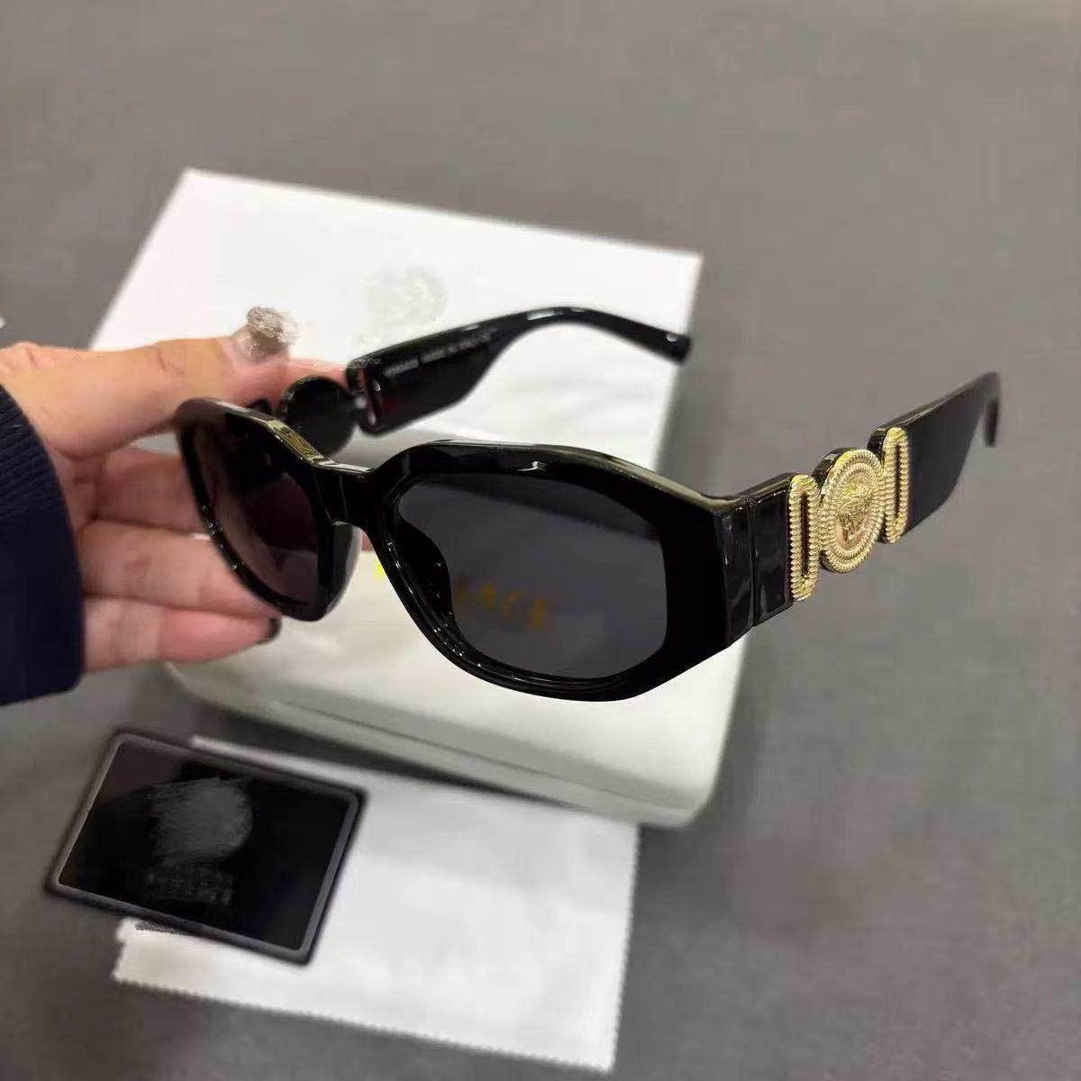 Gafas de Sol Ojo de Gato VE4361 Retro UV