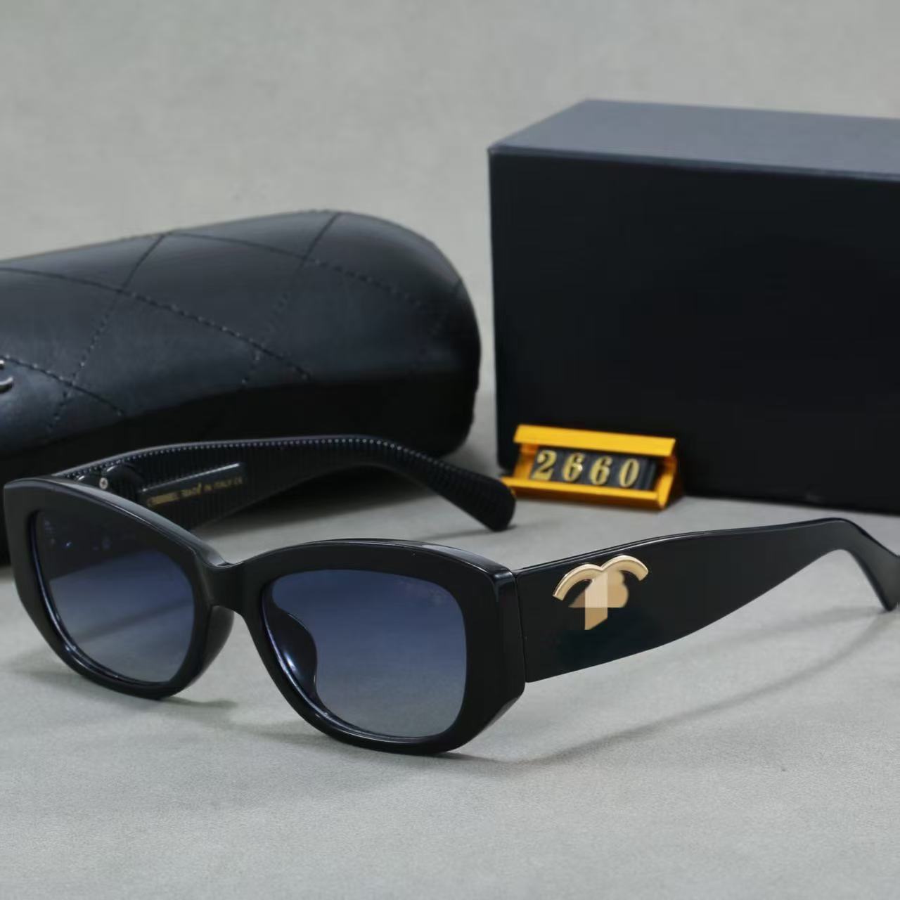 Xiaochanfeng Gafas de sol Double C para mujer, Gafas de sol más vendidas de celebridades de Internet Xiaohongshu para hombres, Bestseller en directo, 2660 Nuevo Estilo