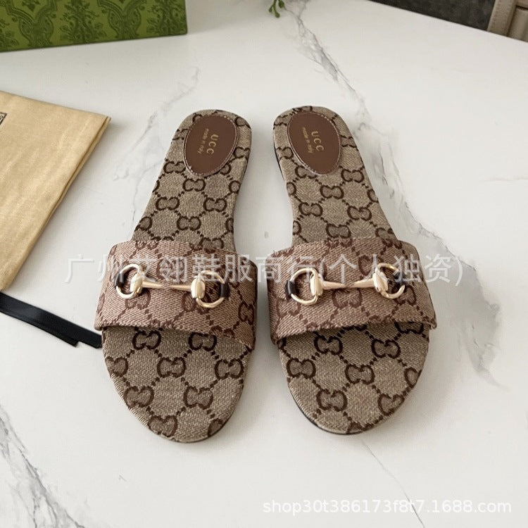 Nuevas sandalias de tacón grueso con tira de una sola tira G Family 2025 para mujer, tacones altos de moda, sandalias de hebilla de caballo para mujer, conjunto de zapatos simples